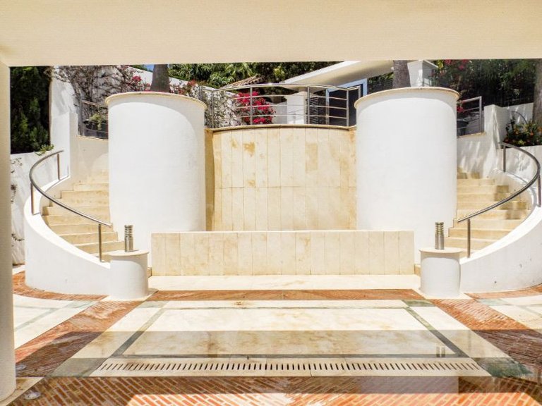 Villa for Sale in Marbella, Malaga 6