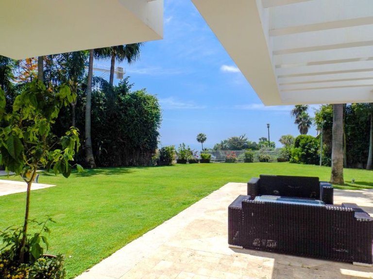 Villa for Sale in Marbella, Malaga 5