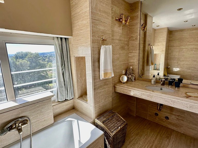 Apartment for Sale in Marbella, Malaga 14