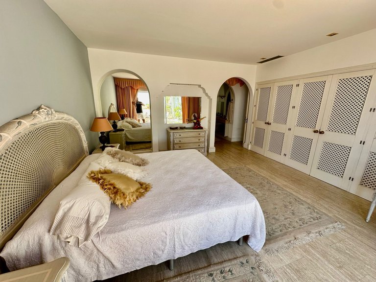 Apartment for Sale in Marbella, Malaga 11