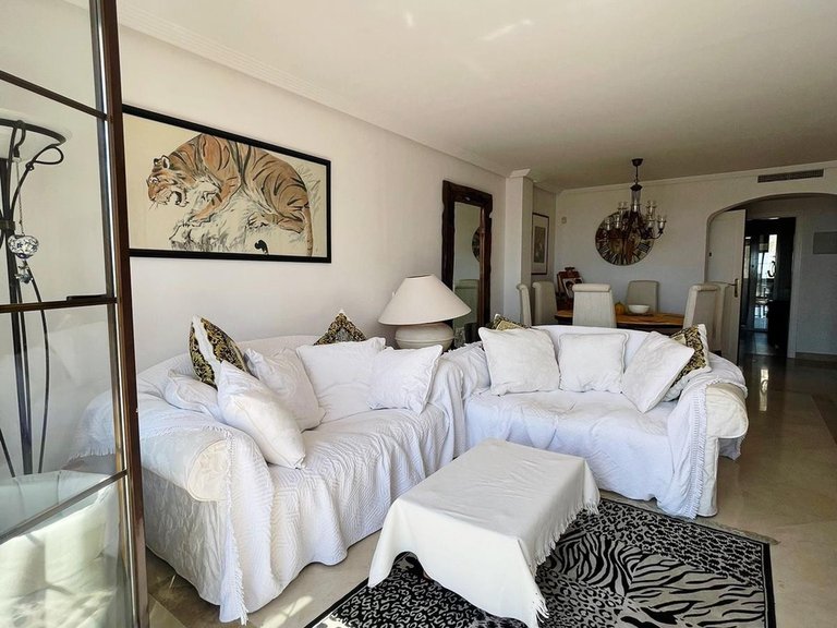 Apartment for Sale in Marbella, Malaga 16