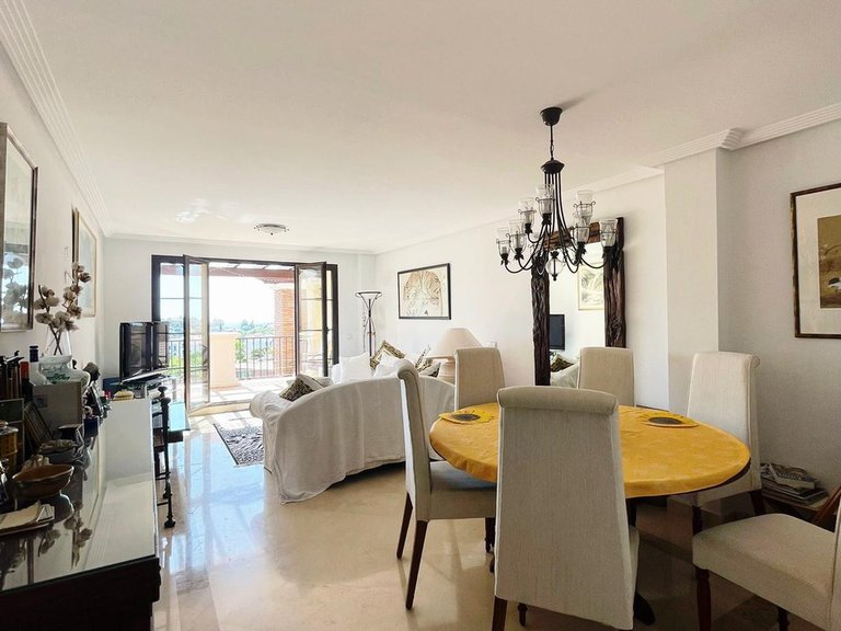 Apartment for Sale in Marbella, Malaga 17