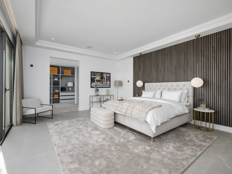 Villa for Sale in Marbella, Malaga 25