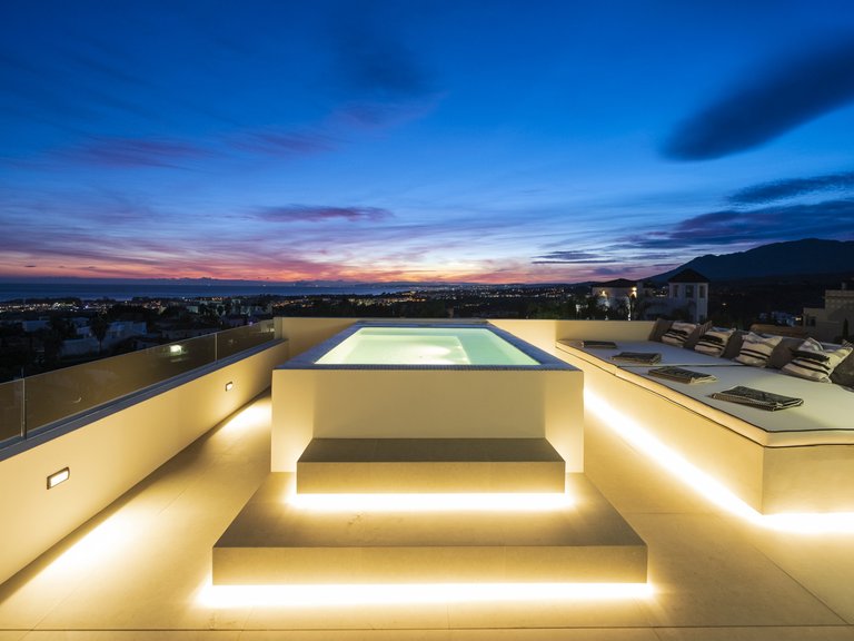 Villa for Sale in Marbella, Malaga 12