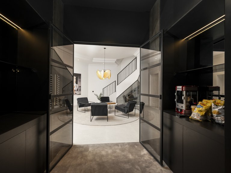 Villa for Sale in Marbella, Malaga 43