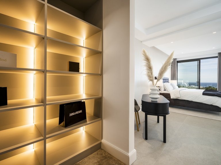 Villa for Sale in Marbella, Malaga 54