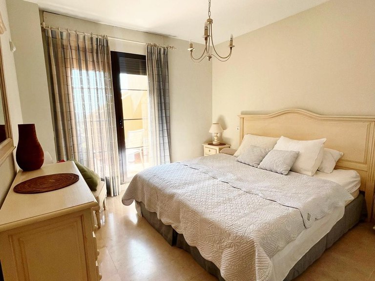 Apartment for Sale in Marbella, Malaga 12