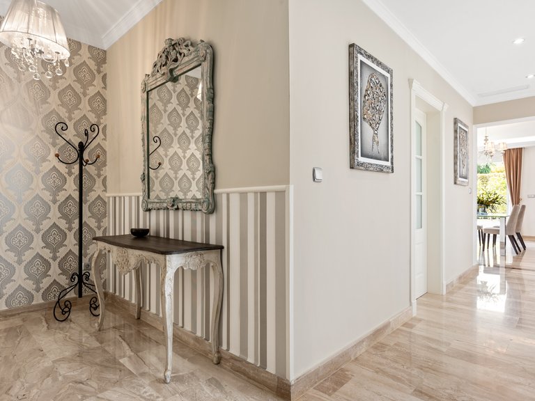 Villa for Sale in Marbella, Malaga 27