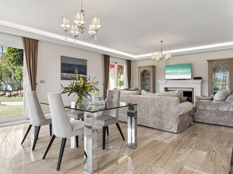 Villa for Sale in Marbella, Malaga 19