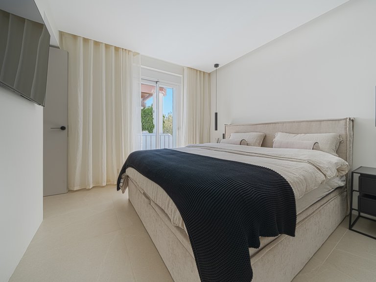 Apartment for Sale in Marbella, Malaga 13