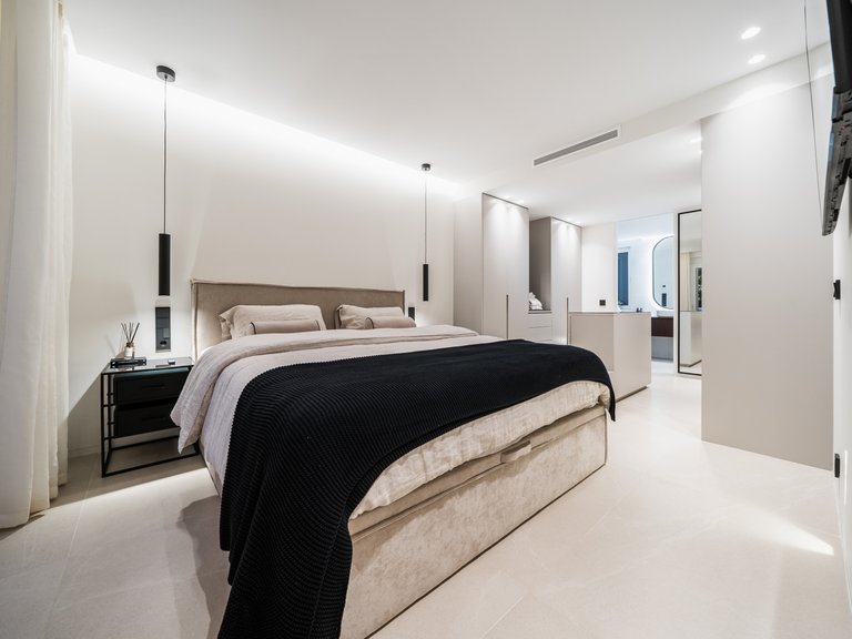 Apartment for Sale in Marbella, Malaga 12