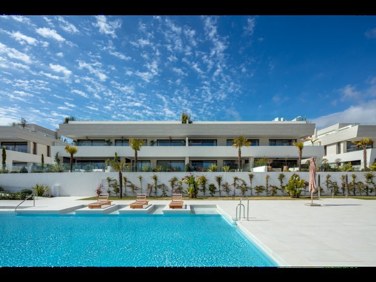 Apartment for Sale in Marbella, Malaga 23