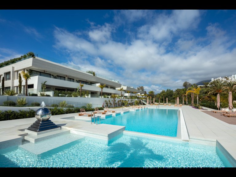 Apartment for Sale in Marbella, Malaga 24