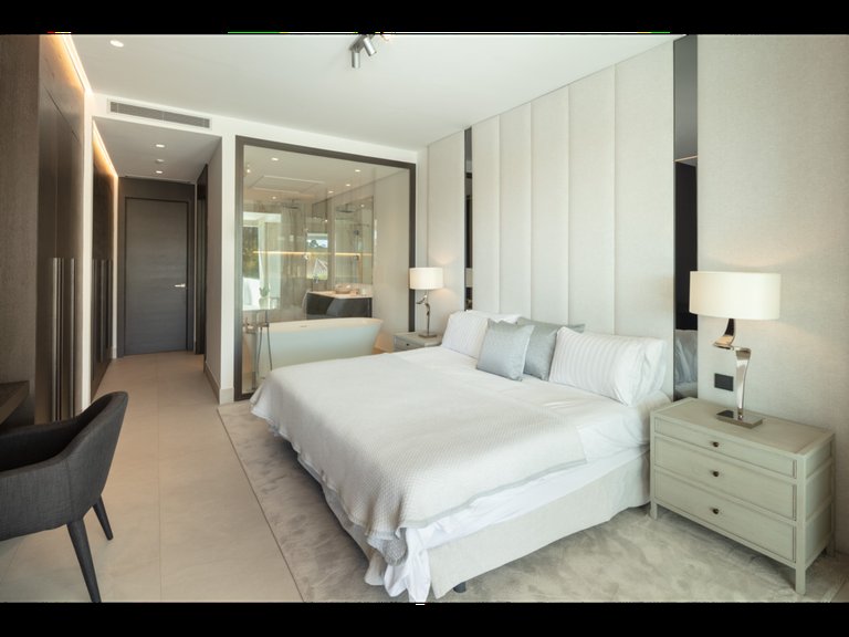 Apartment for Sale in Marbella, Malaga 12