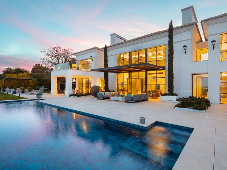 Villa for Sale in Marbella, Malaga 26