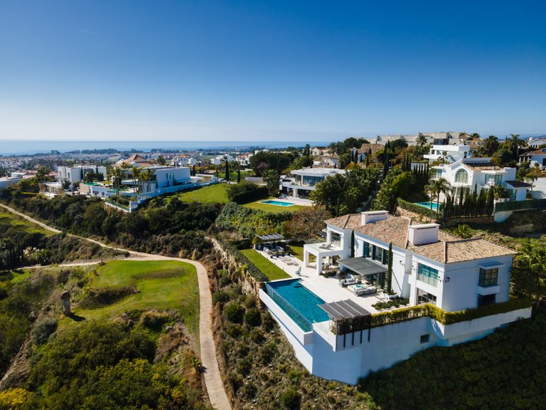 Villa for Sale in Marbella, Malaga 29