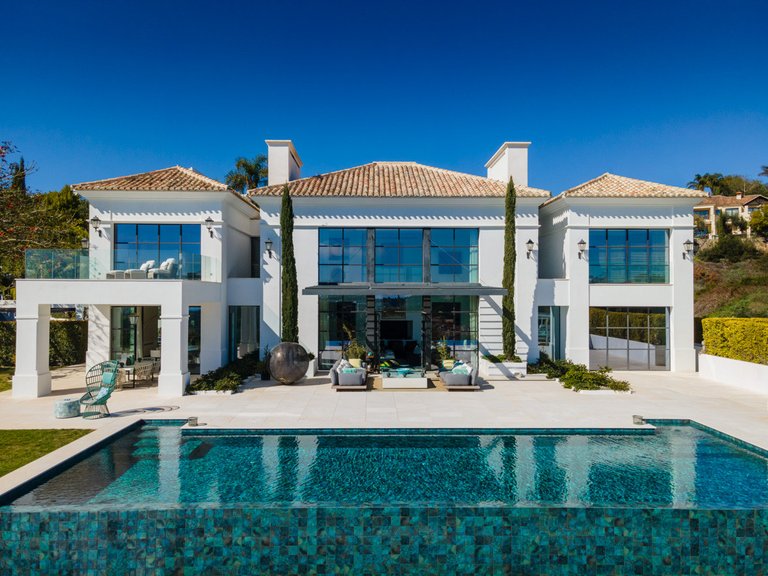 Villa for Sale in Marbella, Malaga 27