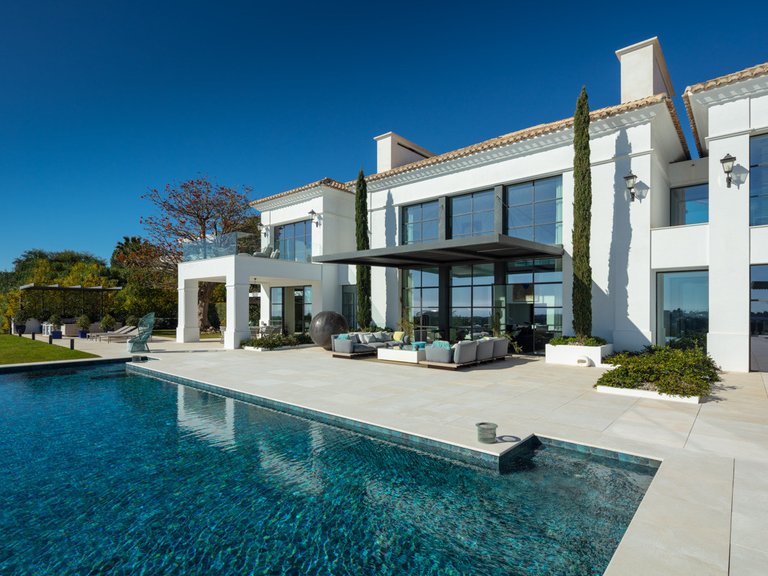 Villa for Sale in Marbella, Malaga 12