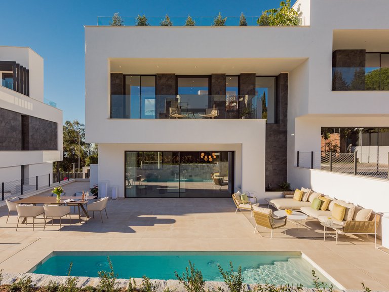 Villa for Sale in Marbella, Malaga 10