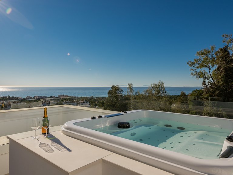 Villa for Sale in Marbella, Malaga 19