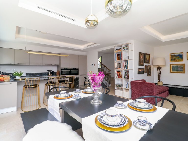 Villa for Sale in Marbella, Malaga 11