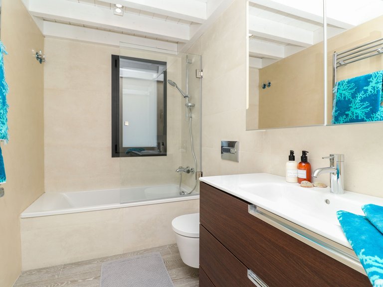 Villa for Sale in Marbella, Malaga 25