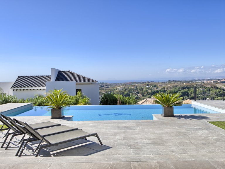 Villa for Sale in Marbella, Malaga 7