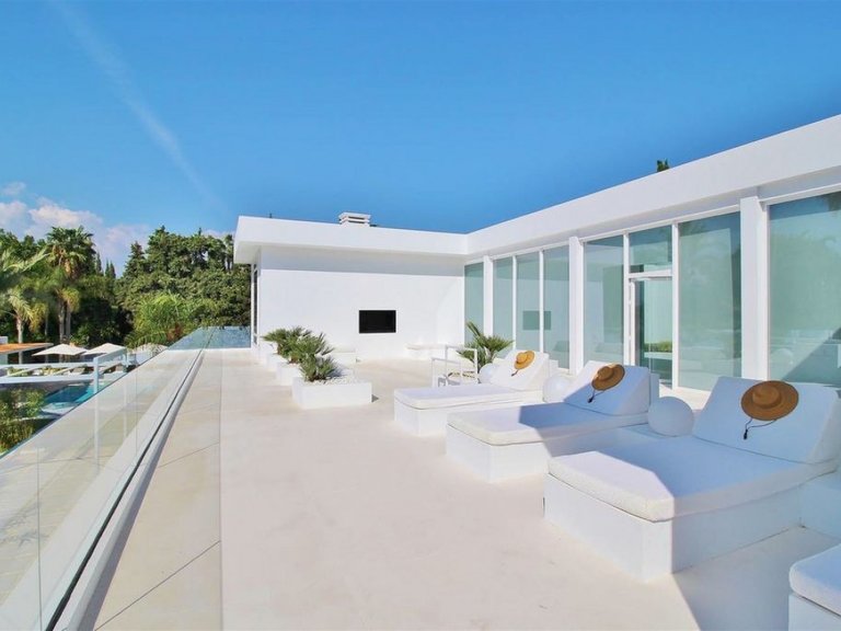 Villa for Sale in Marbella, Malaga 15