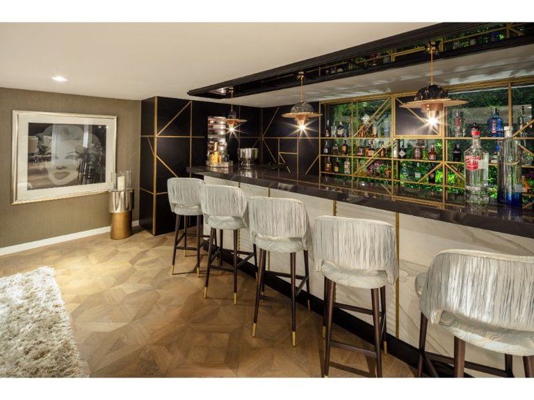Villa for Sale in Marbella, Malaga 7