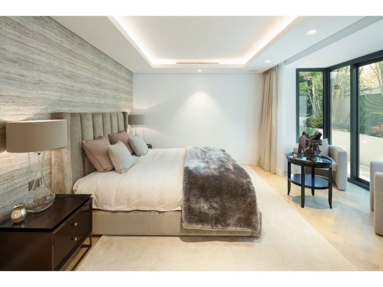 Villa for Sale in Marbella, Malaga 9