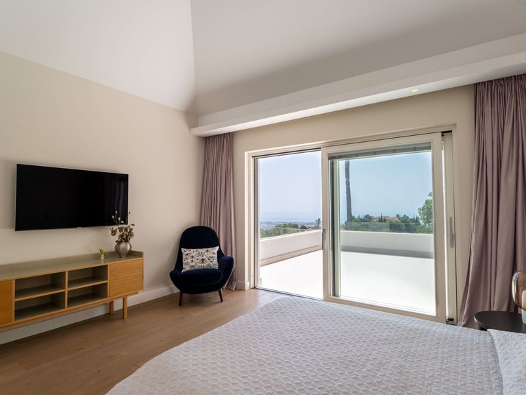 Villa for Sale in Marbella, Malaga 30