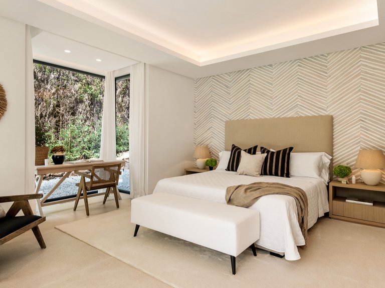 Villa for Sale in Marbella, Malaga 18