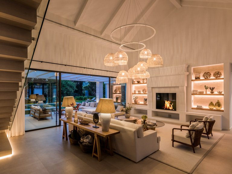 Villa for Sale in Marbella, Malaga 10