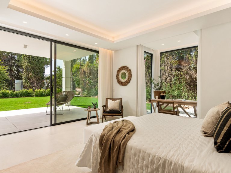 Villa for Sale in Marbella, Malaga 20