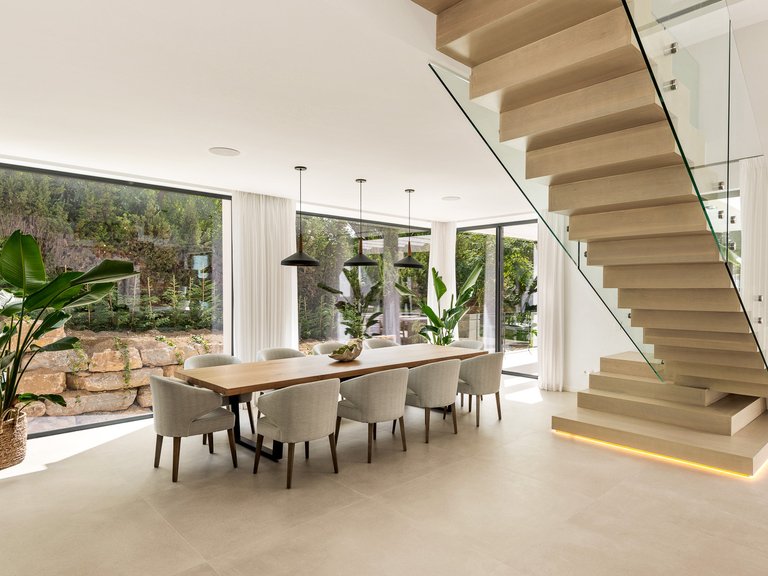 Villa for Sale in Marbella, Malaga 11