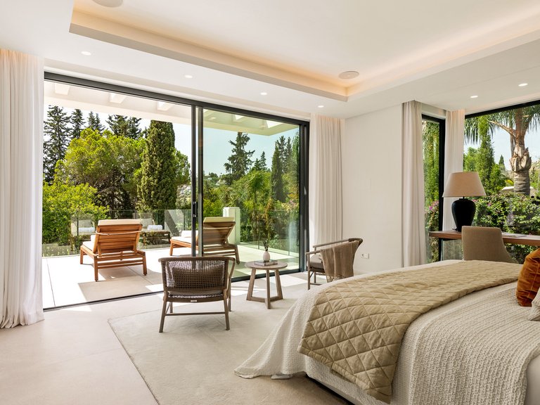 Villa for Sale in Marbella, Malaga 6