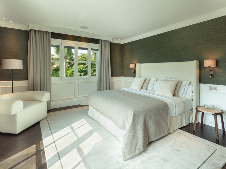Villa for Sale in Marbella, Malaga 15