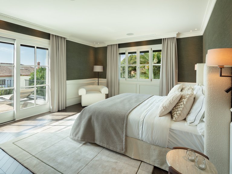 Villa for Sale in Marbella, Malaga 9