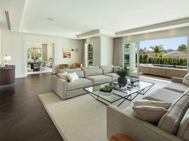 Villa for Sale in Marbella, Malaga 30
