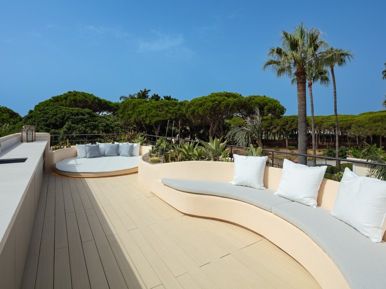 Villa for Sale in Marbella, Malaga 38