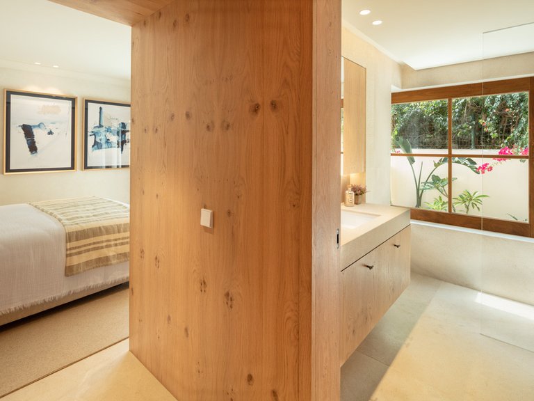 Villa for Sale in Marbella, Malaga 17