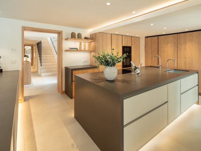 Villa for Sale in Marbella, Malaga 25