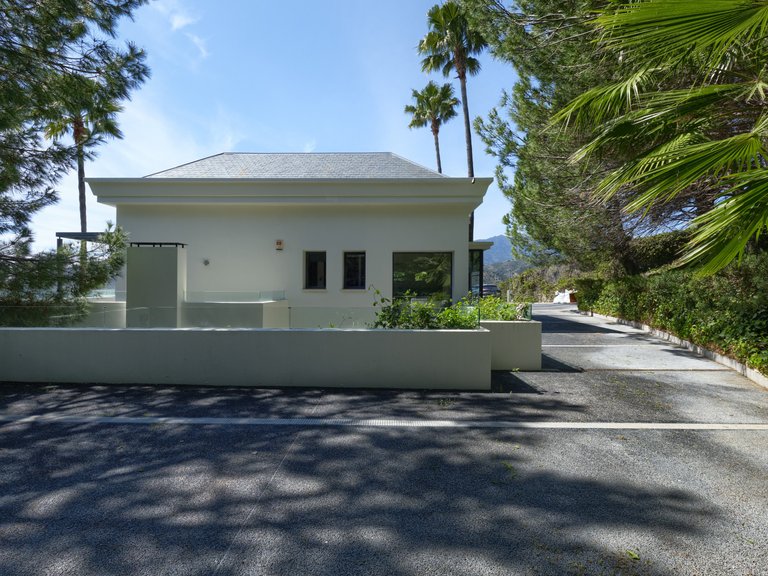 Villa for Sale in Marbella, Malaga 27