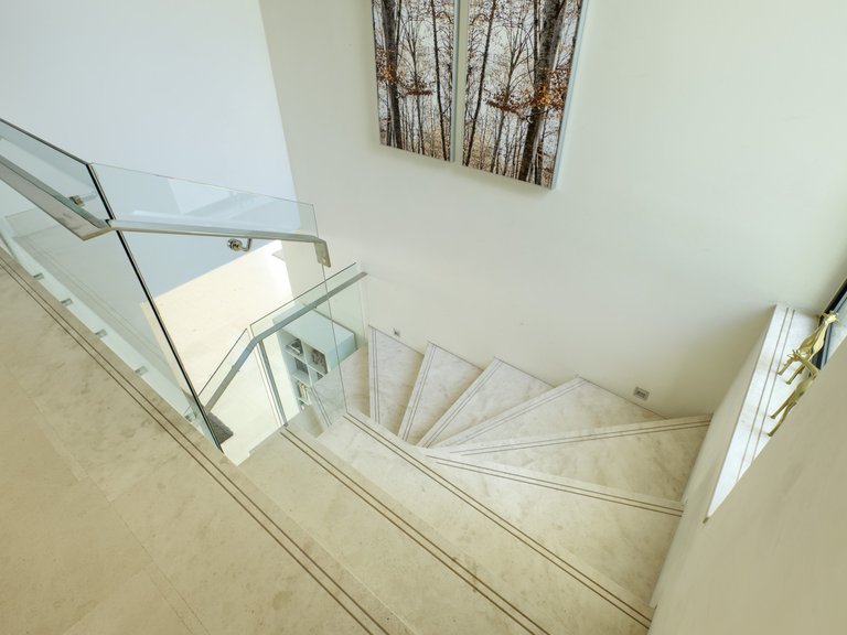 Villa for Sale in Marbella, Malaga 26