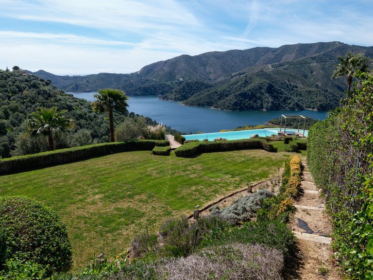 Villa for Sale in Marbella, Malaga 20