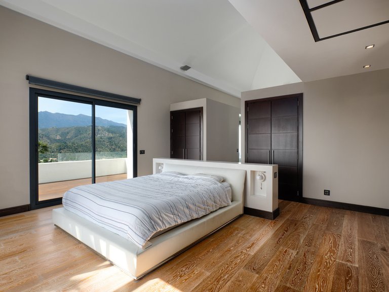 Villa for Sale in Marbella, Malaga 35