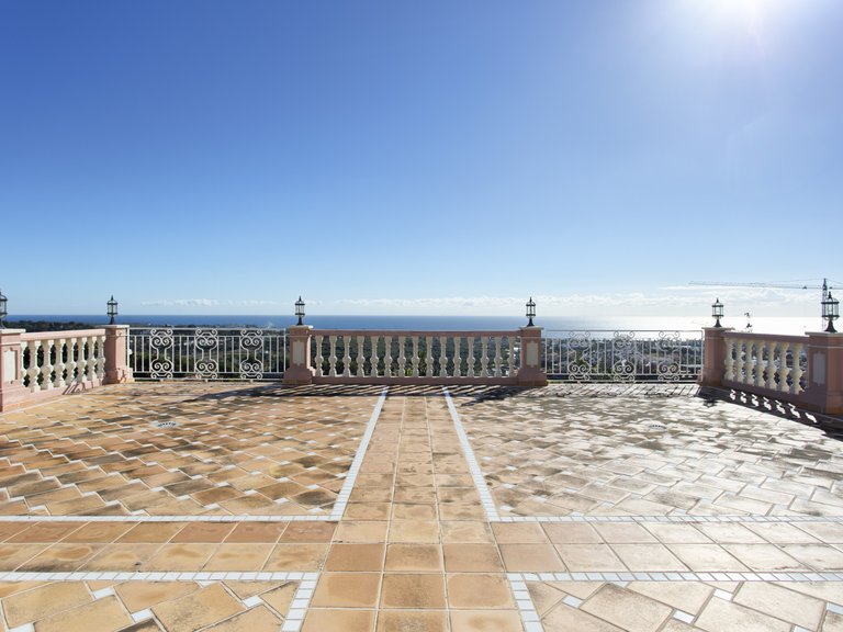 Villa for Sale in Marbella, Malaga 45