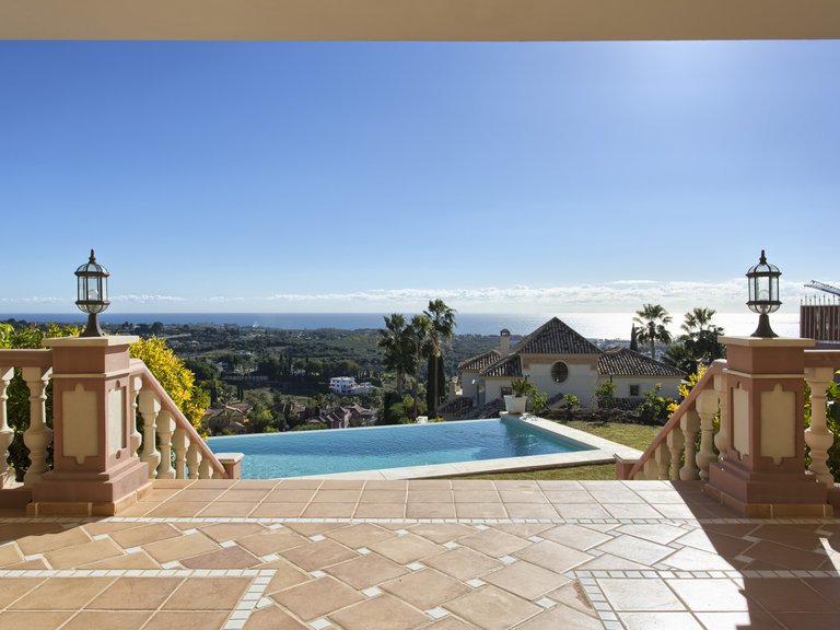 Villa for Sale in Marbella, Malaga 2