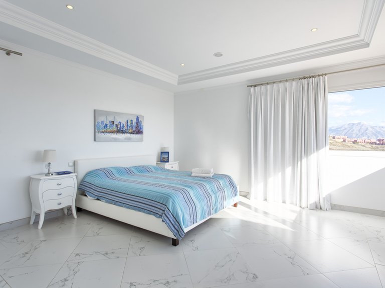 Villa for Sale in Marbella, Malaga 30