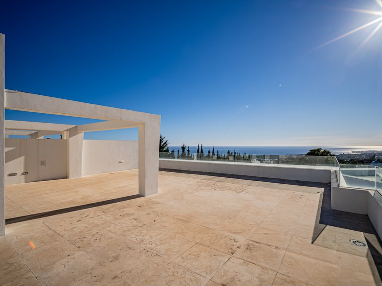 Apartment for Sale in Marbella, Malaga 2